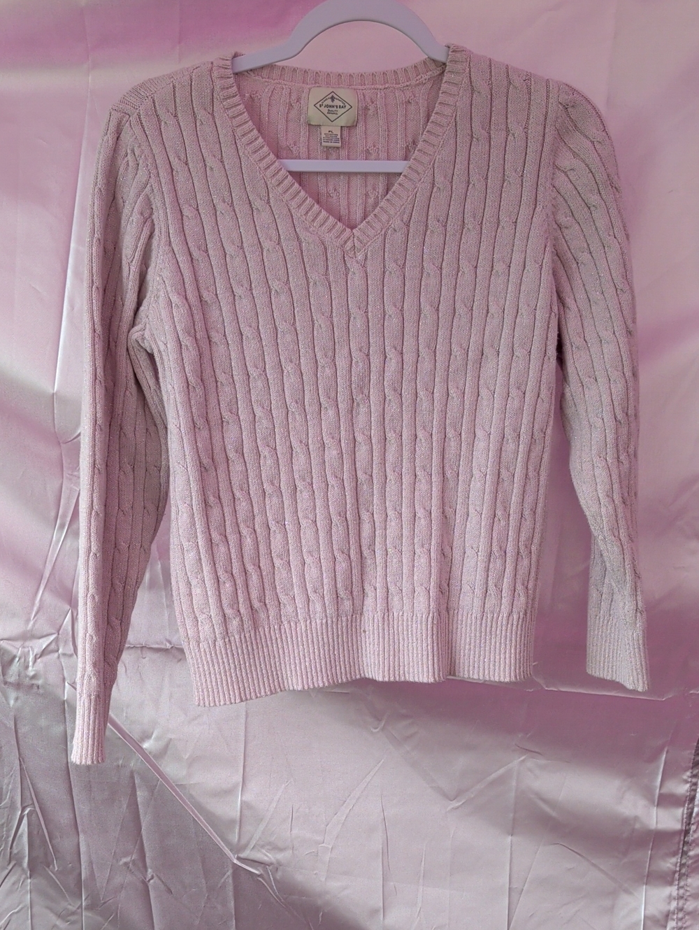 Light pink sparkly ST John's Bay knit v neck sweater